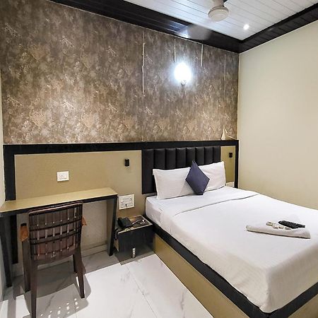 Fabhotel Prime Land - Nr Bkc Mumbai  Buitenkant foto